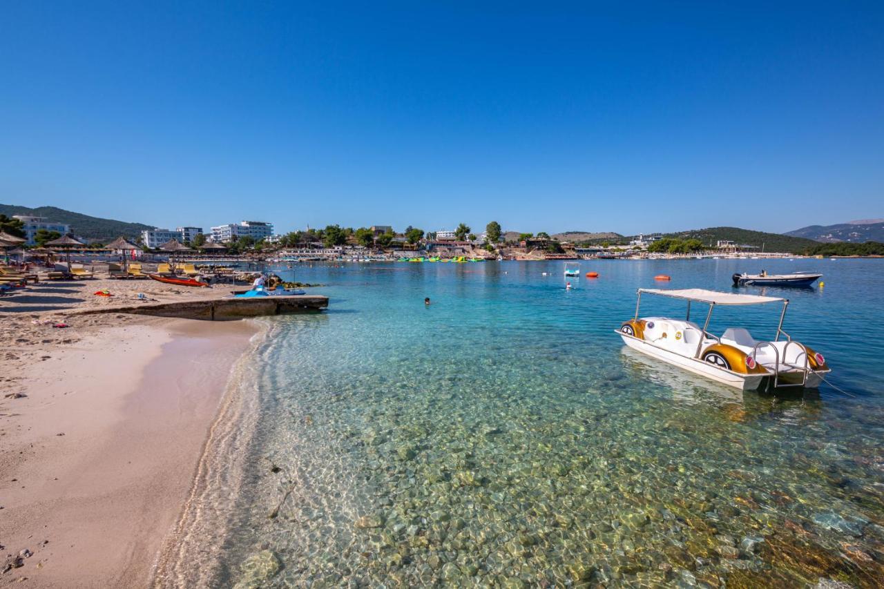 Hotel New Crystal Ksamil Exterior photo