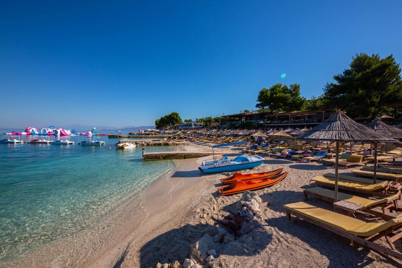 Hotel New Crystal Ksamil Exterior photo